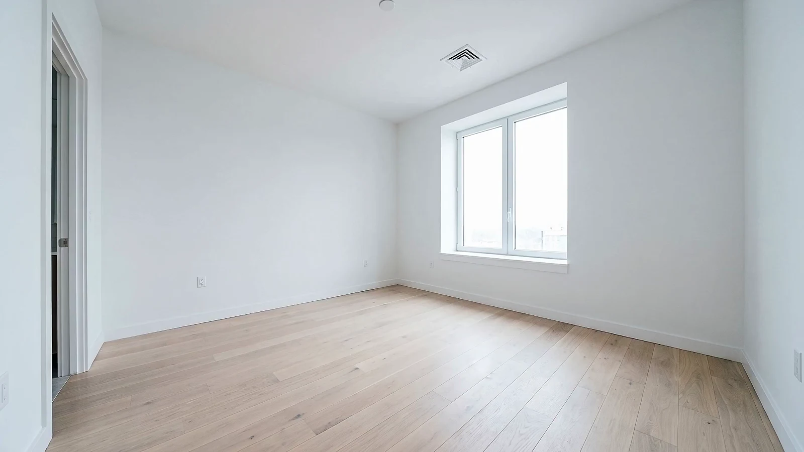 The empty home office before its HomePrint furnishing reveal